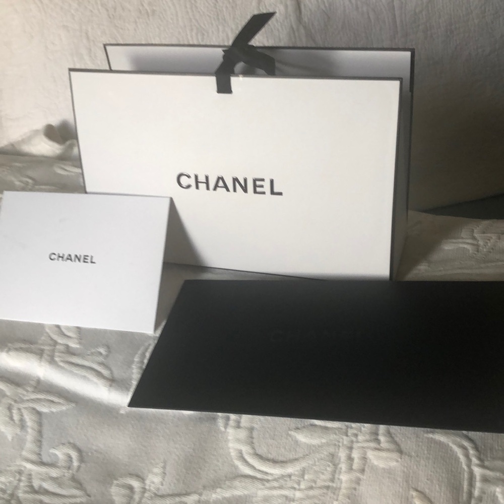 Chanel box card holder